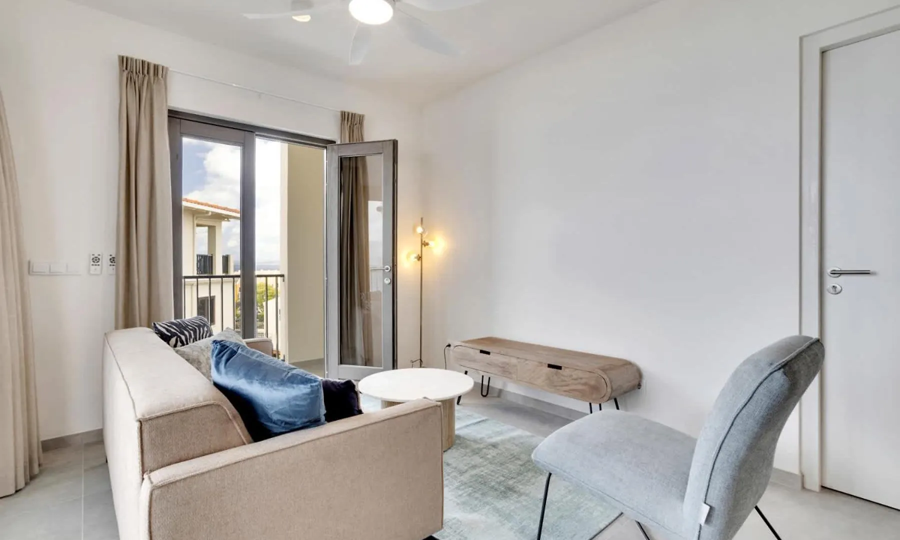 Bonaire Beach Apartment 15 With Communal Pool And Dive Facilities Kralendijk